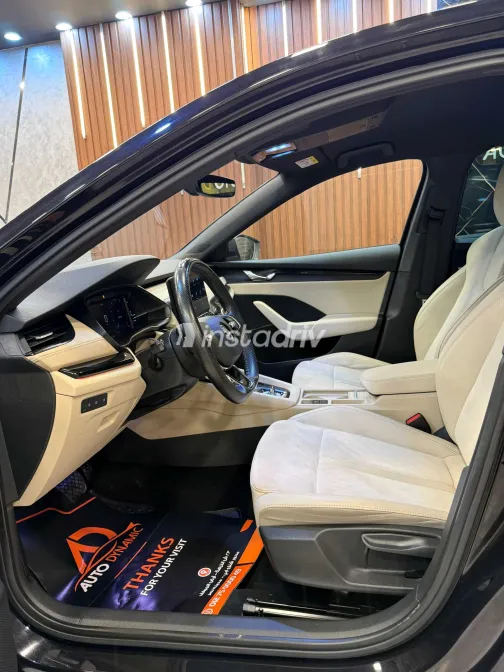 Skoda Octavia 2021 White Used for Sale - 7