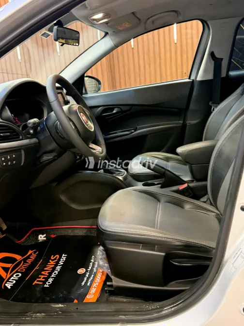 فيات تيبو 2020 أبيض مستعملة للبيع - 6