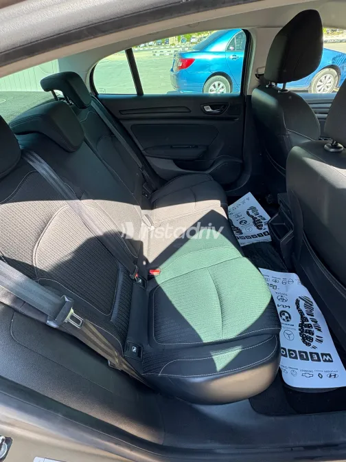 رينو ميجان 2021 أبيض مستعملة للبيع - 6