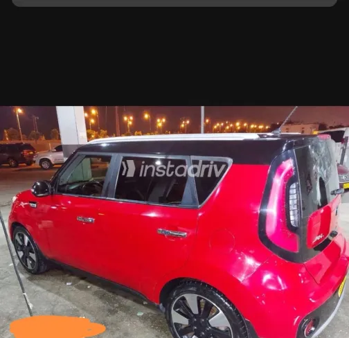 Kia Soul 2017 White Used for Sale - 3