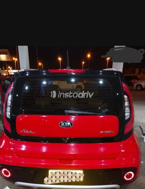 Kia Soul 2017 White Used for Sale - 9