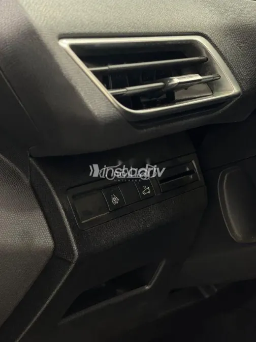 Peugeot 3008 2021 Red Used for Sale - 6