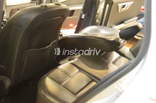 مرسيدس GLK 300 2010 أبيض مستعملة للبيع - 6