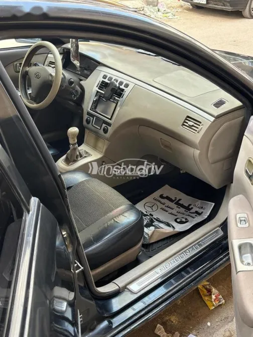 اسبيرانزا A516 2010 أسود مستعملة للبيع - 2