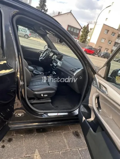 بي ام دبليو IX3 2023 أسود مستعملة للبيع - 5