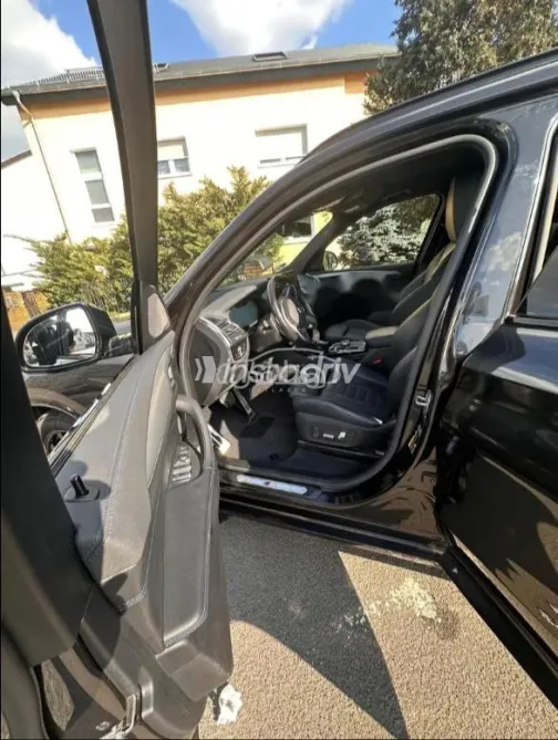 بي ام دبليو IX3 2023 أسود مستعملة للبيع - 6