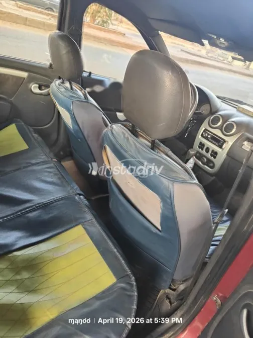 رينو لوجان 2012 أحمر مستعملة للبيع - 1