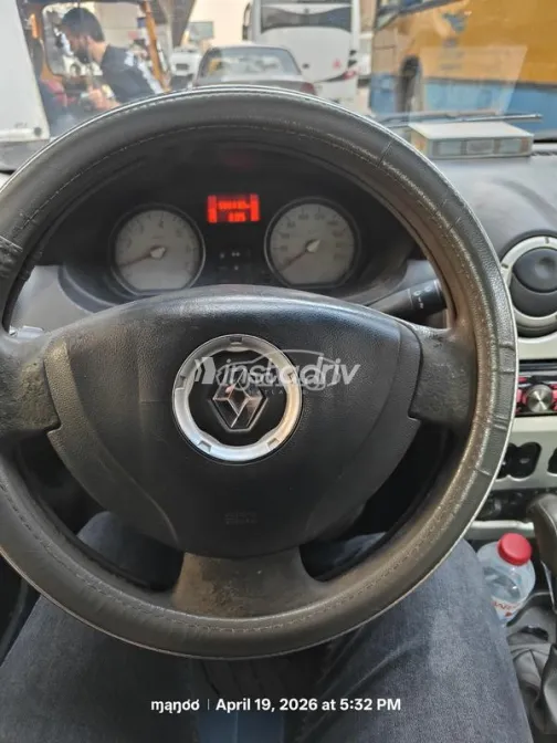 رينو لوجان 2012 أحمر مستعملة للبيع - 7