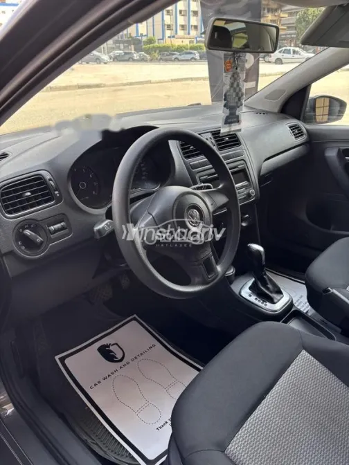Volkswagen Polo 2013 Gray Used for Sale - 7