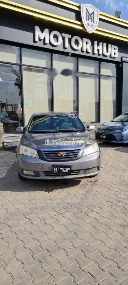 جيلي امجراند X7 2014 رمادي مستعملة للبيع - 1