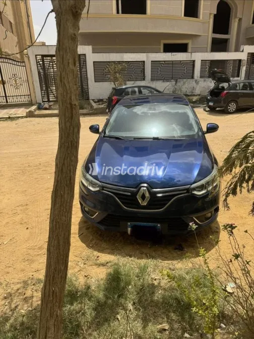 رينو ميجان 2017 أبيض مستعملة للبيع - 1