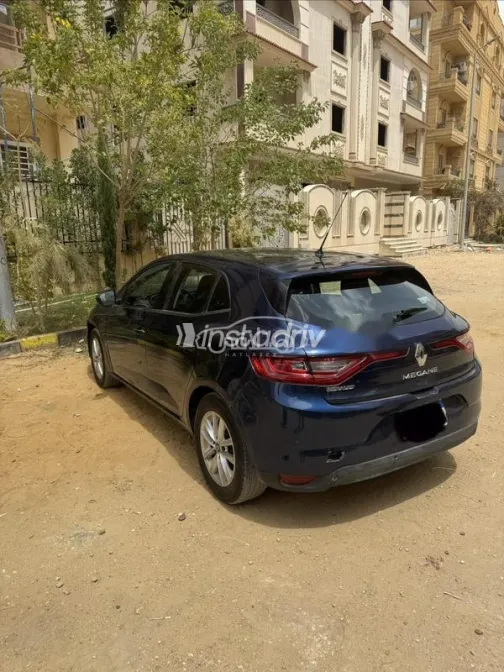 رينو ميجان 2017 أبيض مستعملة للبيع - 3