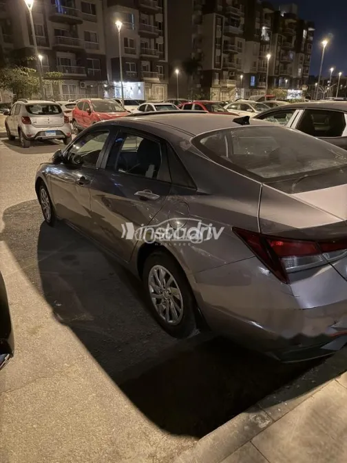 هيونداي إلنترا سى ان 7 2021 رمادي مستعملة للبيع - 3