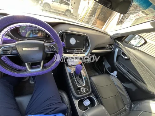 جيتور X70 2022 أبيض مستعملة للبيع - 10