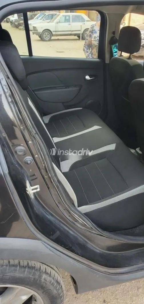 Renault Sandero Step Way 2021 Black Used for Sale - 7