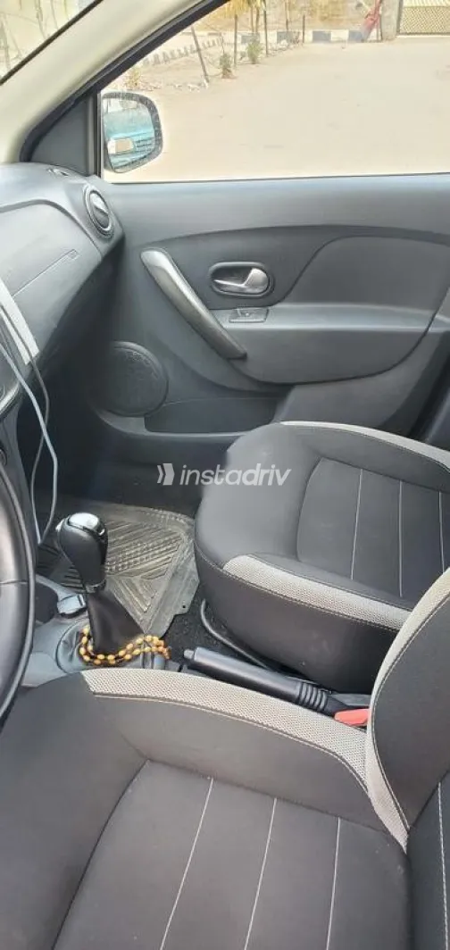 Renault Sandero Step Way 2021 Black Used for Sale - 9