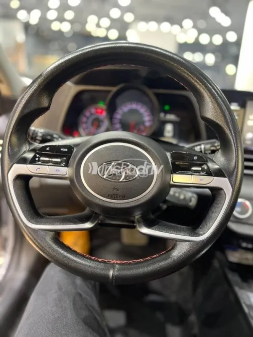 هيونداي إلنترا 2022 أبيض مستعملة للبيع - 6