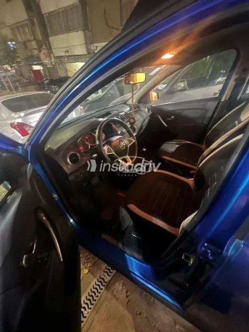 رينو سانديرو  ( ستيب  واى ) 2018 أبيض مستعملة للبيع - 2