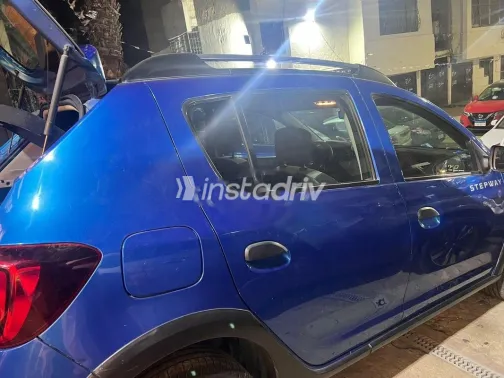 رينو سانديرو  ( ستيب  واى ) 2018 أبيض مستعملة للبيع - 6