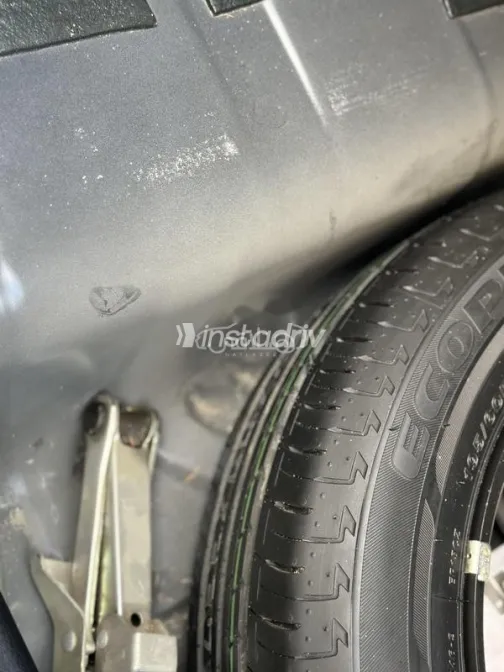 نيسان سنترا 2019 أسود مستعملة للبيع - 4