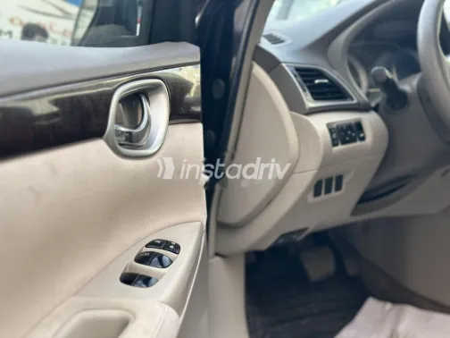 نيسان سنترا 2019 أسود مستعملة للبيع - 5