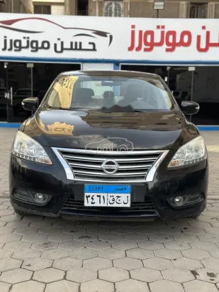 نيسان سنترا 2019 أسود مستعملة للبيع