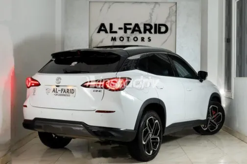 ام جى وان 2024 أبيض مستعملة للبيع - 3