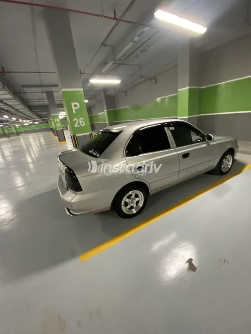 Hyundai Verna 2012 Silver Used for Sale - 1