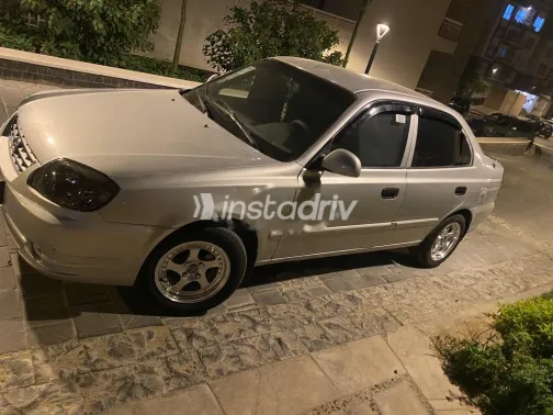Hyundai Verna 2012 Silver Used for Sale - 3