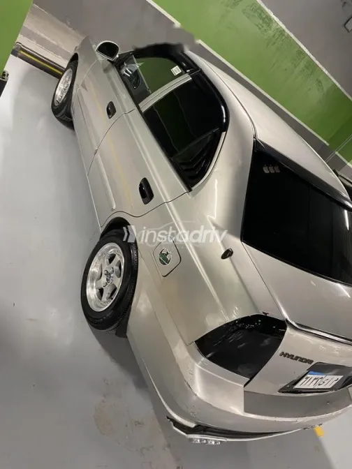 Hyundai Verna 2012 Silver Used for Sale - 4