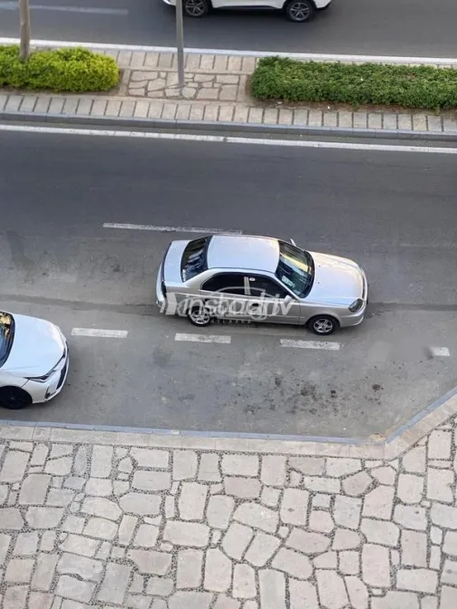 Hyundai Verna 2012 Silver Used for Sale - 5