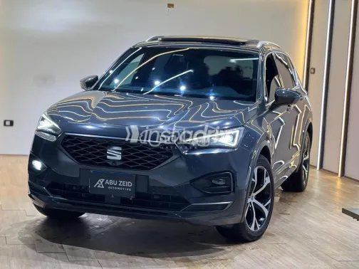 Seat Tarraco 2024 Gray Used for Sale - 2