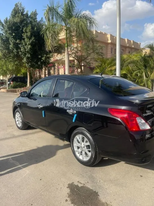 Nissan Sunny 2024 White Used for Sale - 7