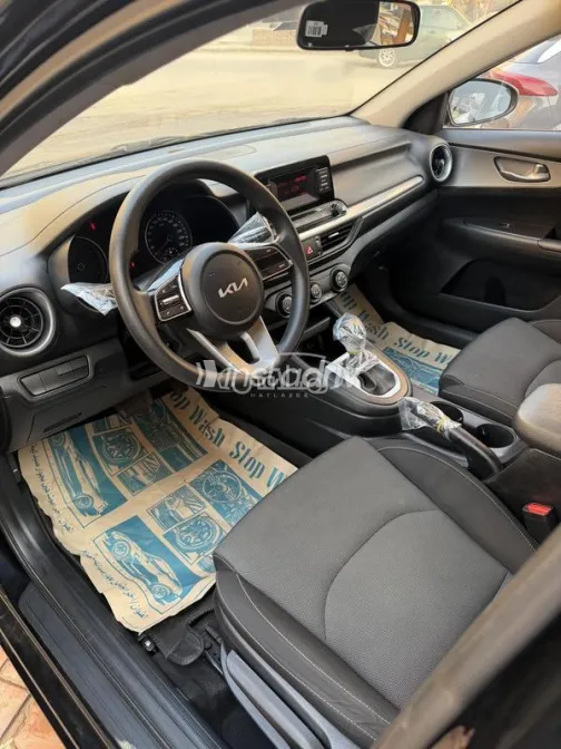 كيا سيراتو 2022 أسود مستعملة للبيع - 10