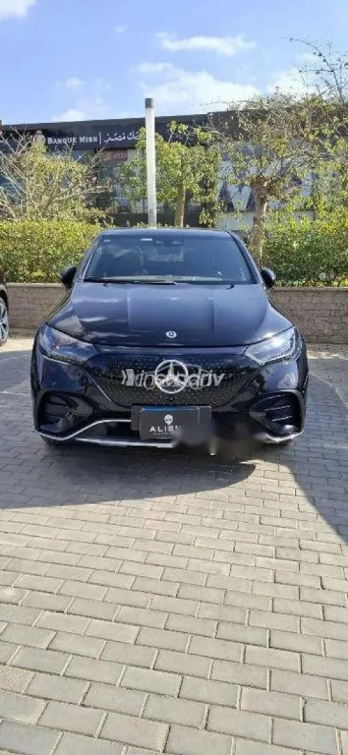 مرسيدس E 350 2024 أسود مستعملة للبيع - 2