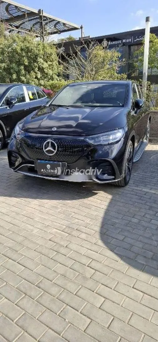 مرسيدس E 350 2024 أسود مستعملة للبيع - 3