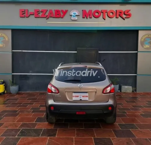 نيسان قشقاي 2013 برونزي مستعملة للبيع - 5