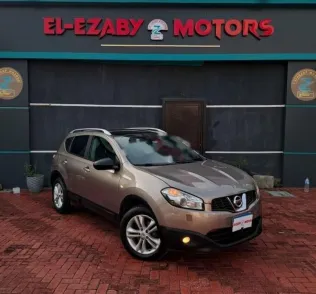 نيسان قشقاي 2013 برونزي مستعملة للبيع