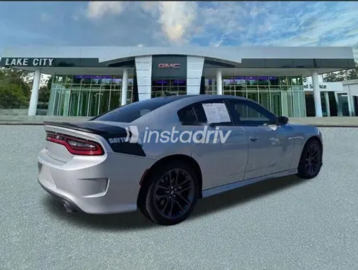 دودج تشارجر 2023 فضي مستعملة للبيع - 2