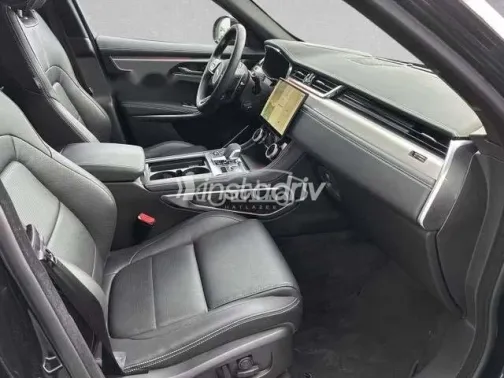 Jaguar F-Pace 2023 Black Used for Sale - 7