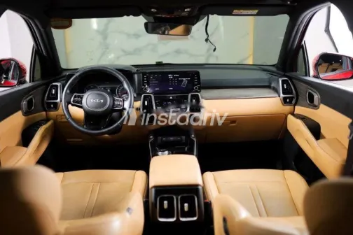 كيا سورينتو 2022 أحمر مستعملة للبيع - 3