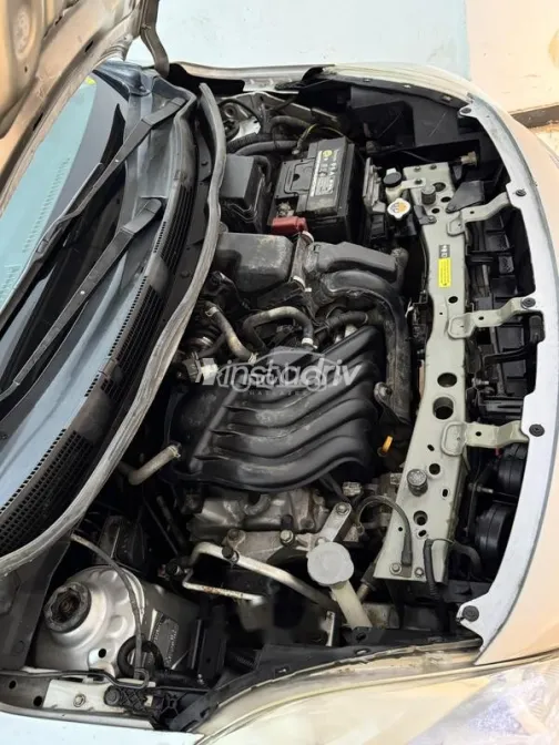 نيسان صنى 2014 فضي مستعملة للبيع - 6