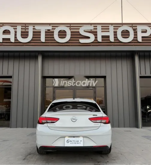 Opel Insignia 2019 White Used for Sale - 2