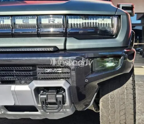 جى ام سى هامر اى فى 2024 أخضر مستعملة للبيع - 3