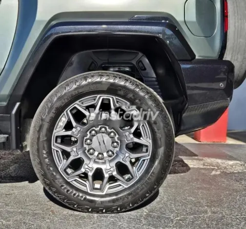 جى ام سى هامر اى فى 2024 أخضر مستعملة للبيع - 5