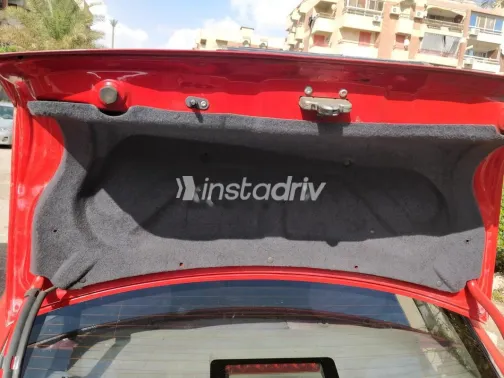 اوبل فيكترا 1997 أحمر مستعملة للبيع - 5