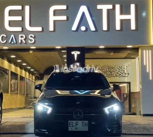 مرسيدس A 200 2020 أسود مستعملة للبيع - 1