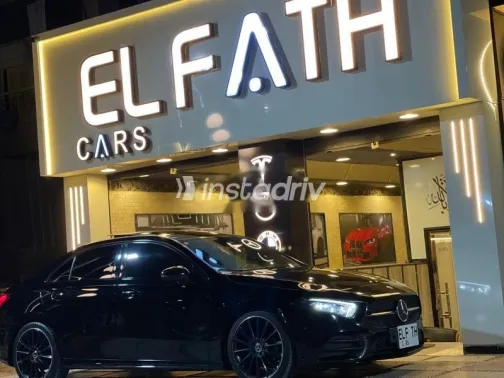 مرسيدس A 200 2020 أسود مستعملة للبيع - 2