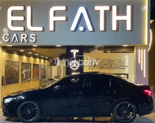 مرسيدس A 200 2020 أسود مستعملة للبيع - 7