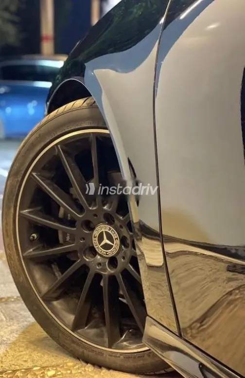 مرسيدس A 200 2020 أسود مستعملة للبيع - 8